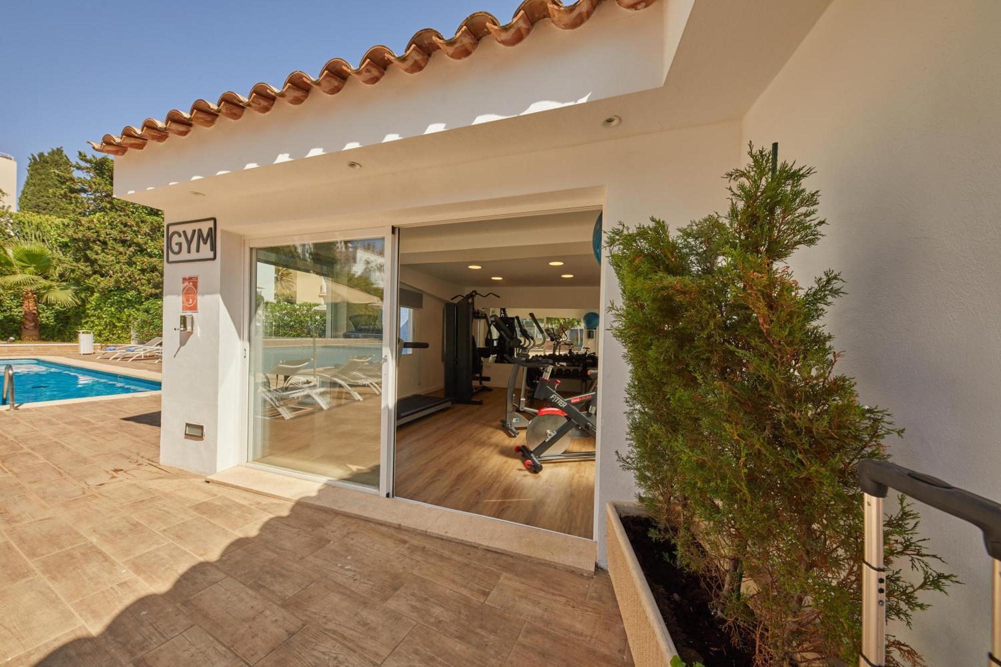 Hotel Joan Miro Museum ปัลมาเดมายอร์กา ภายนอก รูปภาพ Private gym in Portugal