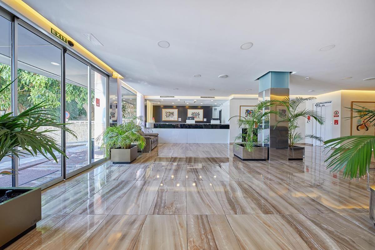 Hotel Joan Miro Museum ปัลมาเดมายอร์กา ภายนอก รูปภาพ Reception